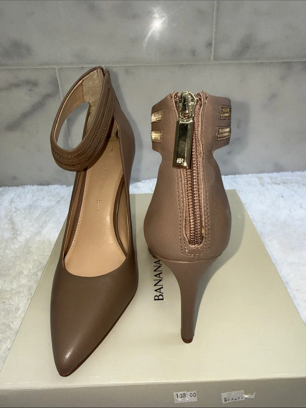 Banana Republic Taupe Pointed-Toe Ankle-Strap Pumps 8m NIB